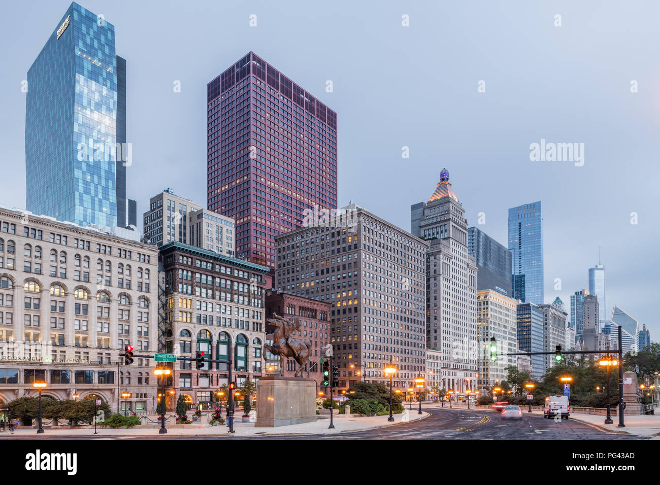 Bâtiments sur Michigan Avenue dans le centre-ville de Chicago. Banque D'Images