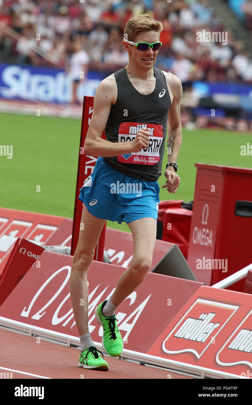 Tom BOSWORTH de GO remporte la course 1 Mile un mens à pied à la 2017 Muller Anniversaire Jeux à Londres Banque D'Images