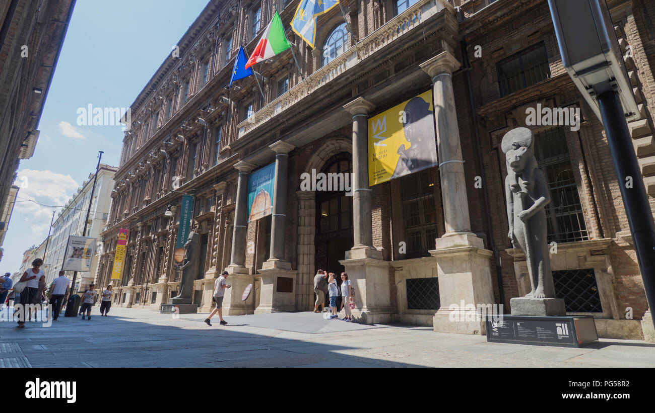 Août 2018 : Entrée de la Renaissance qui abrite le musée égyptien. Musée de la plus importante dans le monde nous sommes à la fin de l'après Banque D'Images