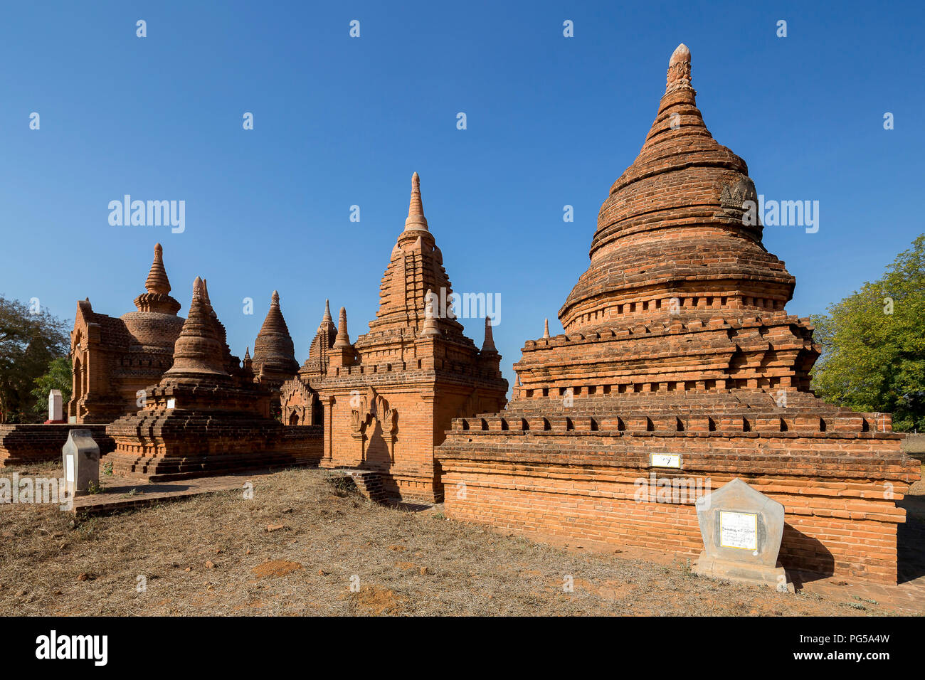 Les Temples de Bagan par le coucher du soleil, le Myanmar (Birmanie) Bagan. Ancienne capitale d'Baganof le Royaume (9e au 13e siècles). Banque D'Images