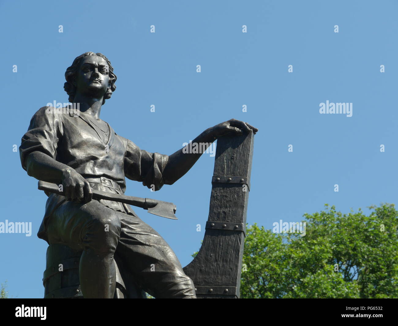 Saint-pétersbourg, Russie, le 17 juillet 2016 Monument à Pierre J'King-Carpenter', 'Parc Dubki Sestroretsk Banque D'Images