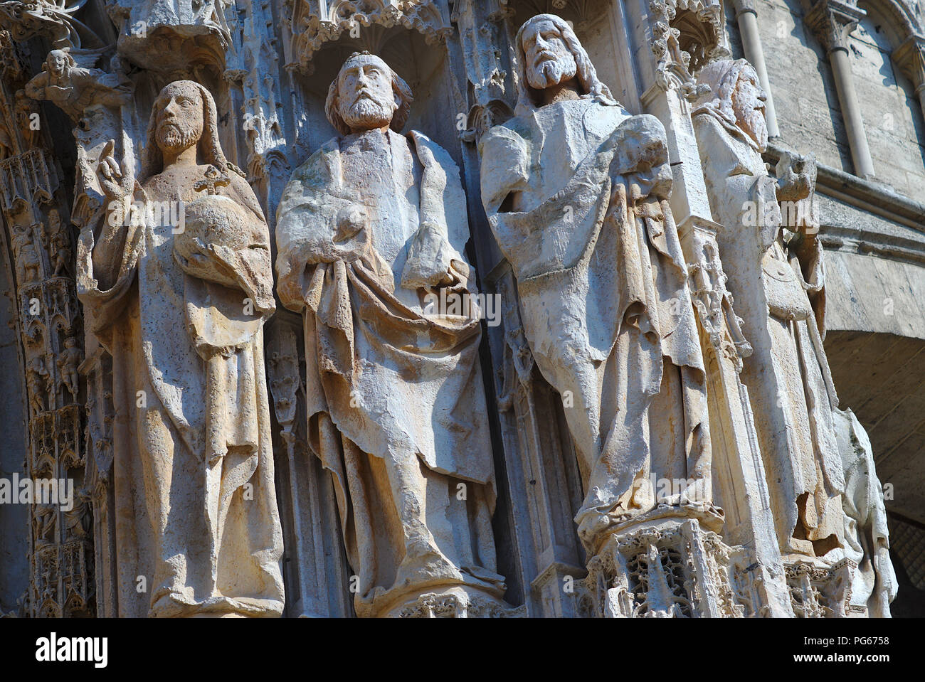 Cathédrale Notre-Dame de Rouen. Rangée de statues sur la façade de l'ouest Banque D'Images