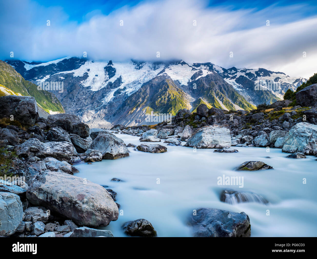 Nouvelle Zélande, île du sud, vue de Hooker Valley à Mount Cook National Park Banque D'Images