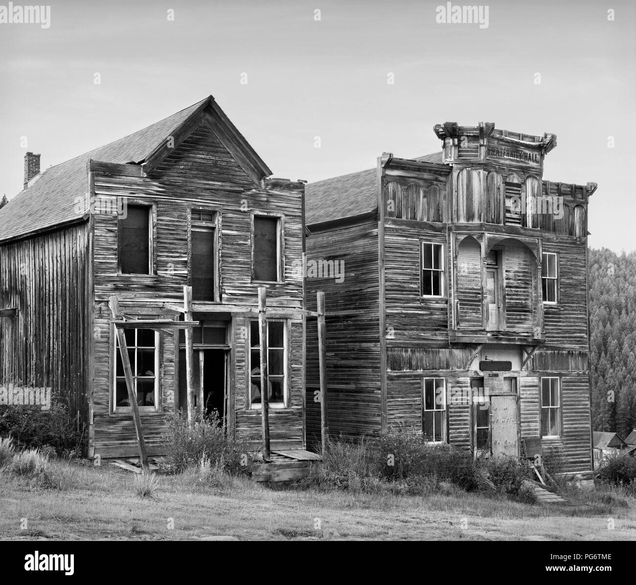 Gillian Hall et de fraternité Hall à Elkhorn Ghost Town, Montana, aux États-Unis. Banque D'Images