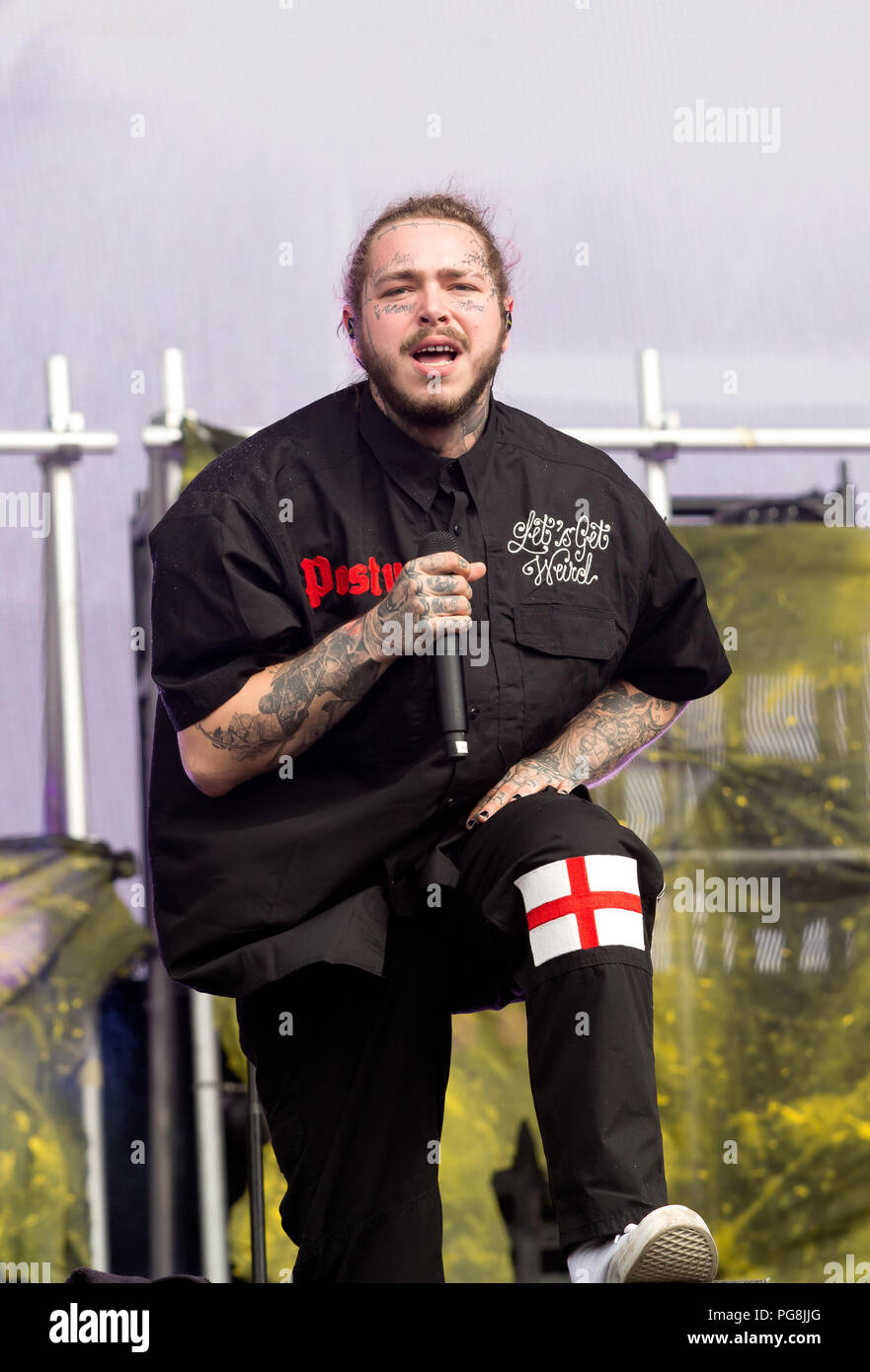 Post Malone se produit sur la scène principale le jour de la lecture au festival 24 août 2018 Banque D'Images
