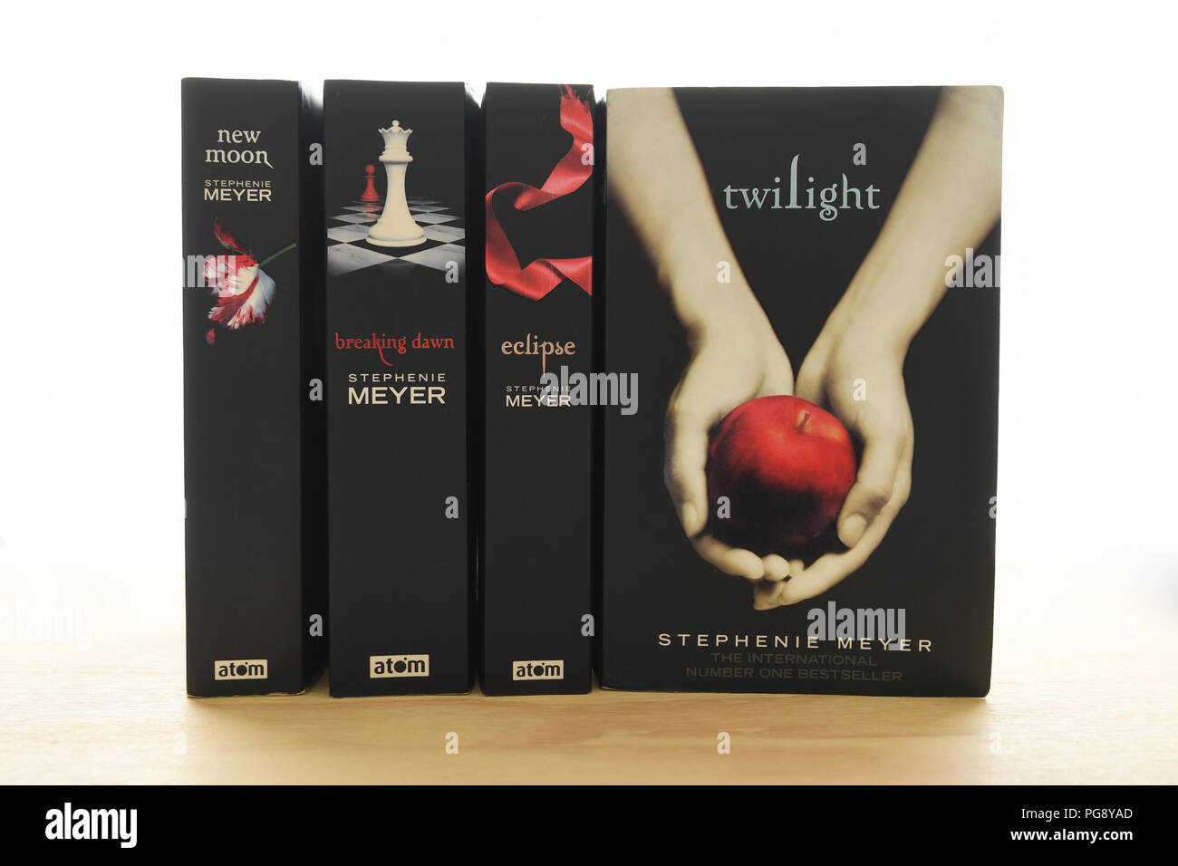 La série de livres Twilight par Stephenie Meyer Photo Stock - Alamy