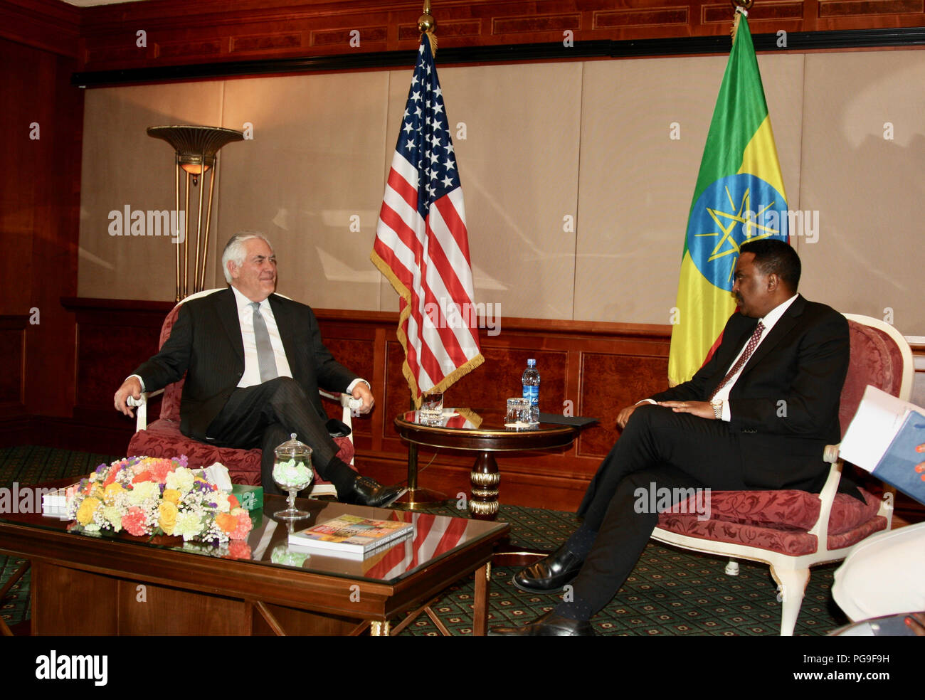 La secrétaire d'État des États-Unis, Rex Tillerson rencontre le ministre éthiopien des affaires étrangères Workneh Gebeyehu à Addis-Abeba, Ethiopie, le 8 mars 2018. Banque D'Images