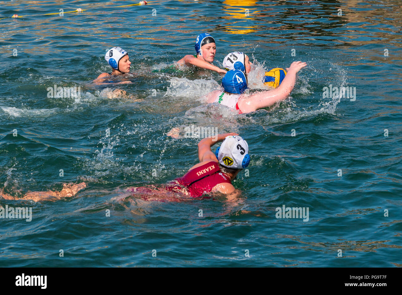 L'eau de mer Splash Lyme Polo Championships Banque D'Images