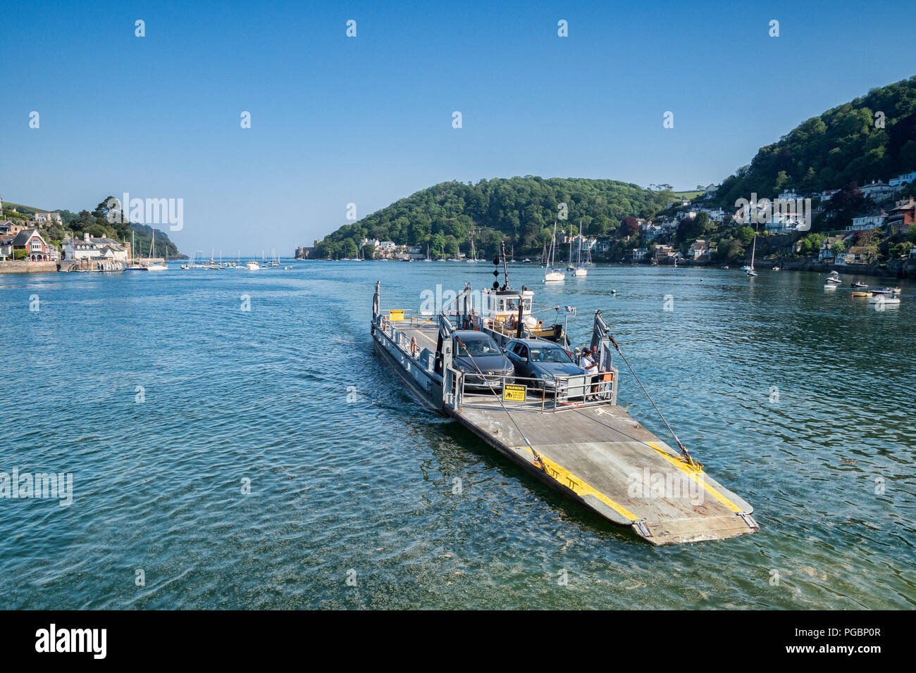 23 Mai 2018 : Dartmouth, Devon, UK - le Ferry, sur son jouirney de l'autre côté de la rivière Dart de Kingswear. Banque D'Images