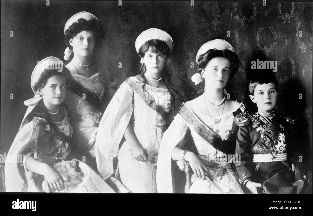 Les enfants du Tsar de la grande-duchesse Marie, Tatiana, Anastasia, Olga, et Czarevitch Banque D'Images