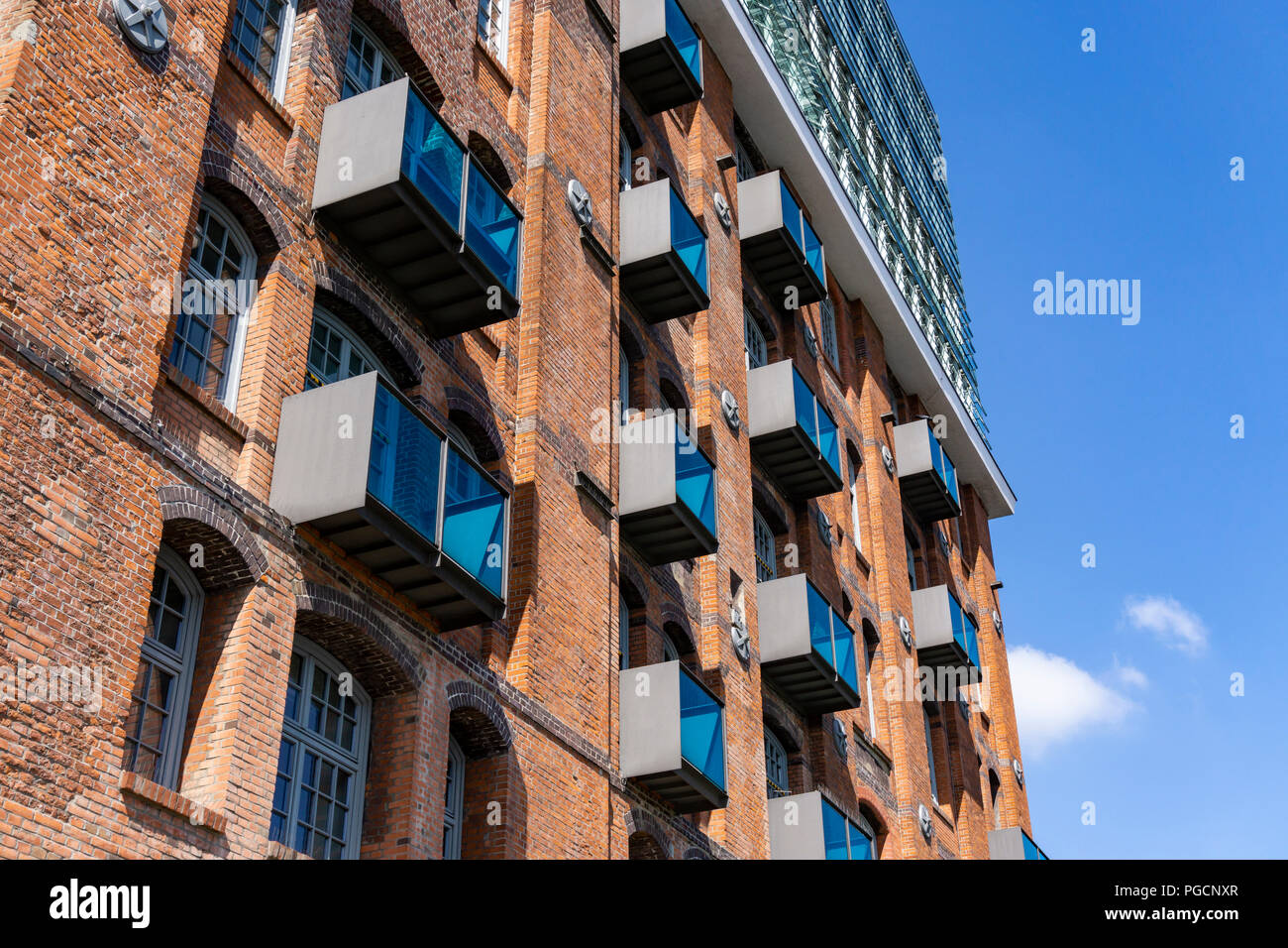Hambourg, Allemagne, le 26 juin 2018 : les immeubles de bureaux à Hafencity (Speicherstadt) Banque D'Images