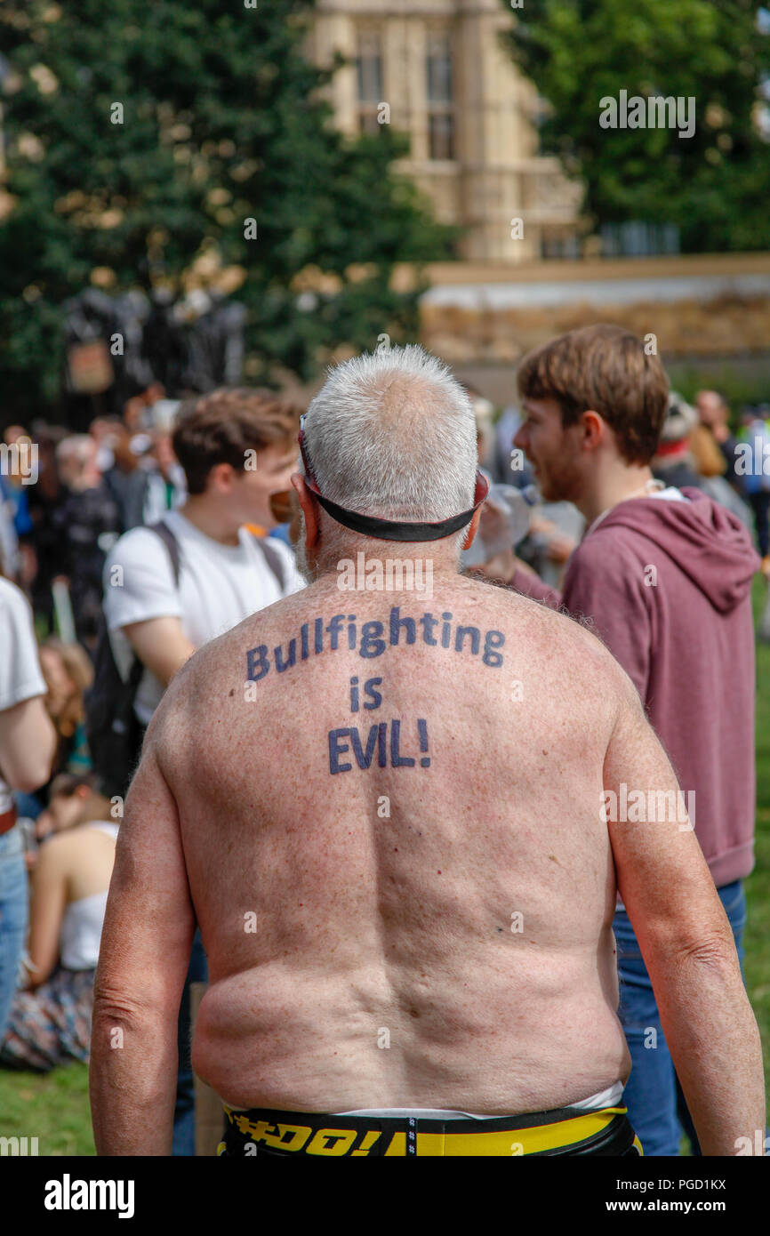 Londres, Royaume-Uni. 25 août 2018. Manifestant à l'animal de l'homme Mars Crédit : Alex Cavendish/Alamy Live News Banque D'Images