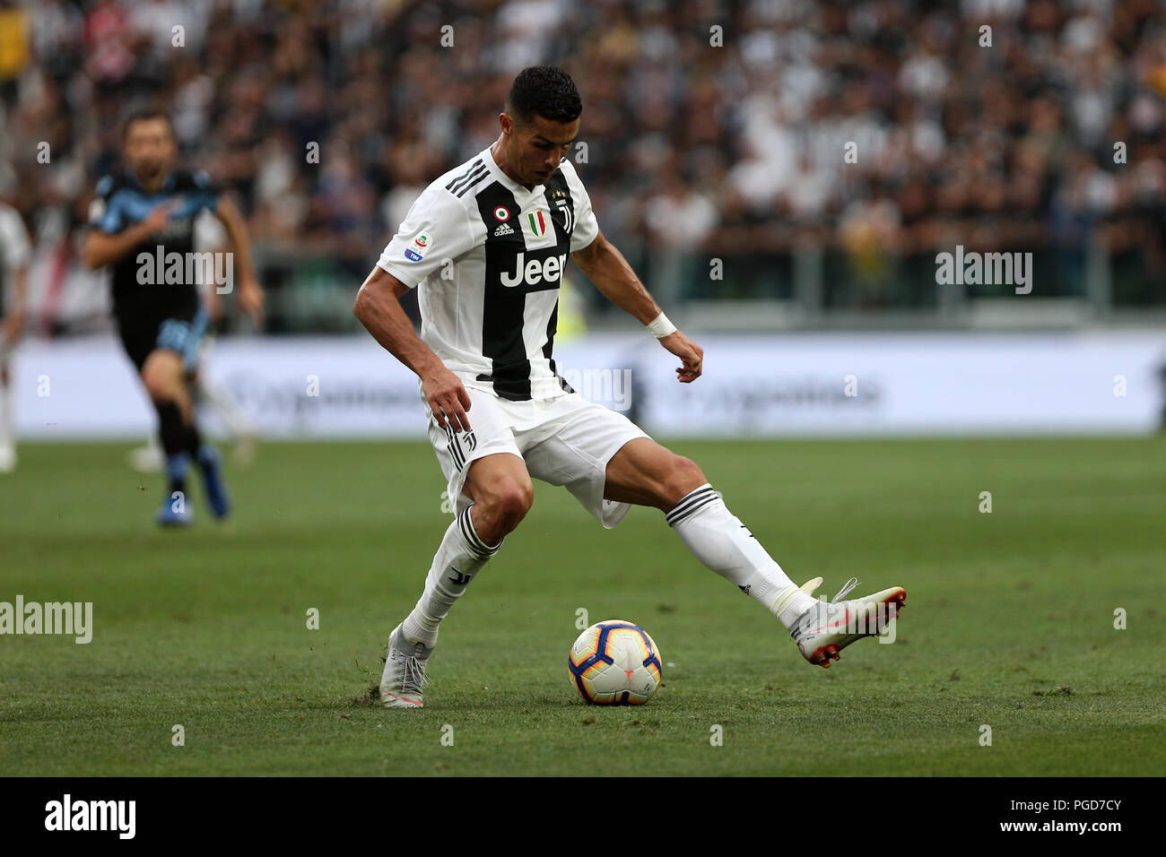 Torino, Italie. 25 août, 2018. Cristiano Ronaldo de la Juventus en action au cours de la série d'un match de football entre la Juventus et SS Lazio. Crédit : Marco Canoniero / Alamy Live News Crédit : Marco Canoniero/Alamy Live News Banque D'Images Torino, Italie. 25 août, 2018. Cristiano Ronaldo de la Juventus en action au cours de la série d'un match de football entre la Juventus et SS Lazio. Crédit : Marco Canoniero / Alamy Live News Crédit : Marco Canoniero/Alamy Live News Banque D'Images