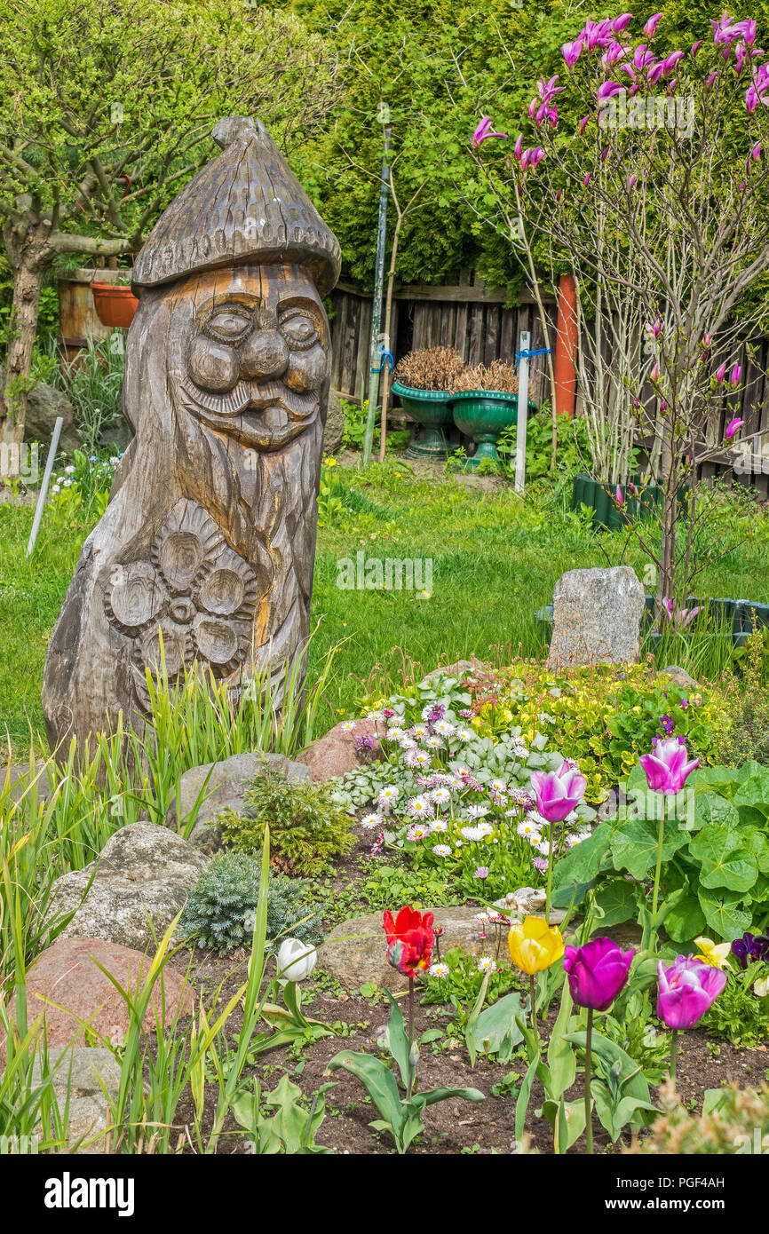 La sculpture dans le jardin ornemental, Klaipeda, Lituanie Banque D'Images