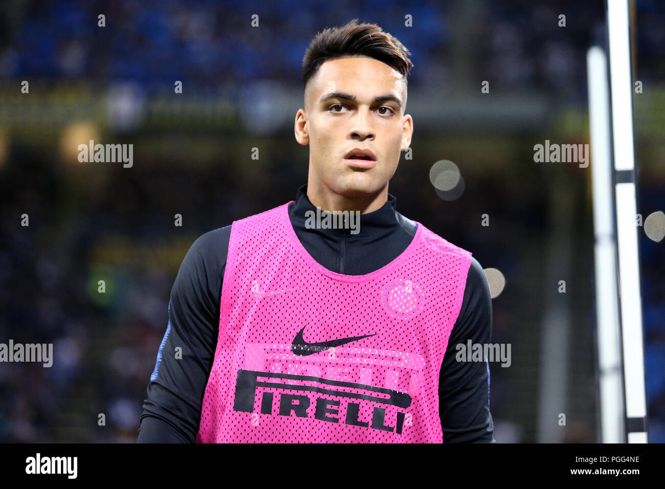 Milano, Italie. 26 août, 2018. Martinez de Lautaro Internazionale FC cherche sur avant le match de Serie A entre l'Internazionale FC et Torino Fc. Crédit : Marco Canoniero/Alamy Live News Banque D'Images