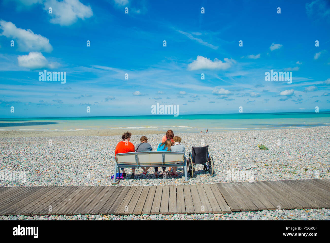 Les gens à l'audience à la plage de Criel sur Mer en Normandie, France Banque D'Images