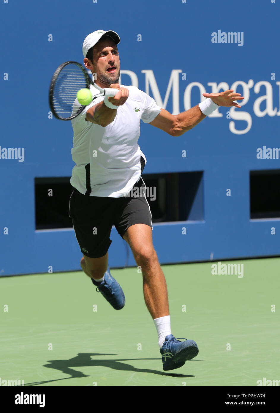13 fois champion du Grand Chelem, Novak Djokovic, Serbie de pratiques exemplaires pour l'US Open 2018 à Billie Jean King National Tennis Banque D'Images