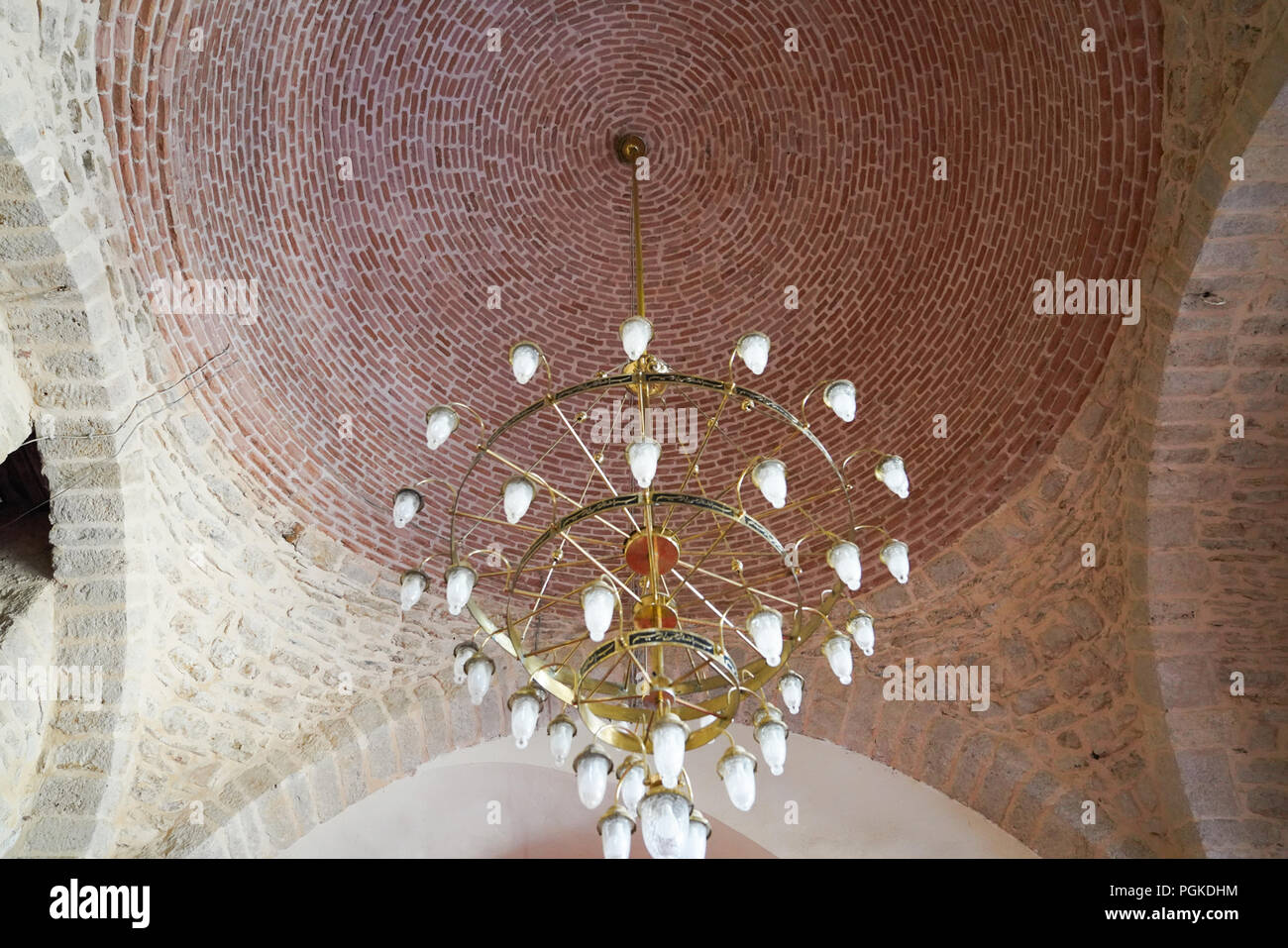 Afsin, Kahramanmaras, Turkey-June 19 2018 : vue sur Afsin Sept Dormants complexe Mosquée Banque D'Images