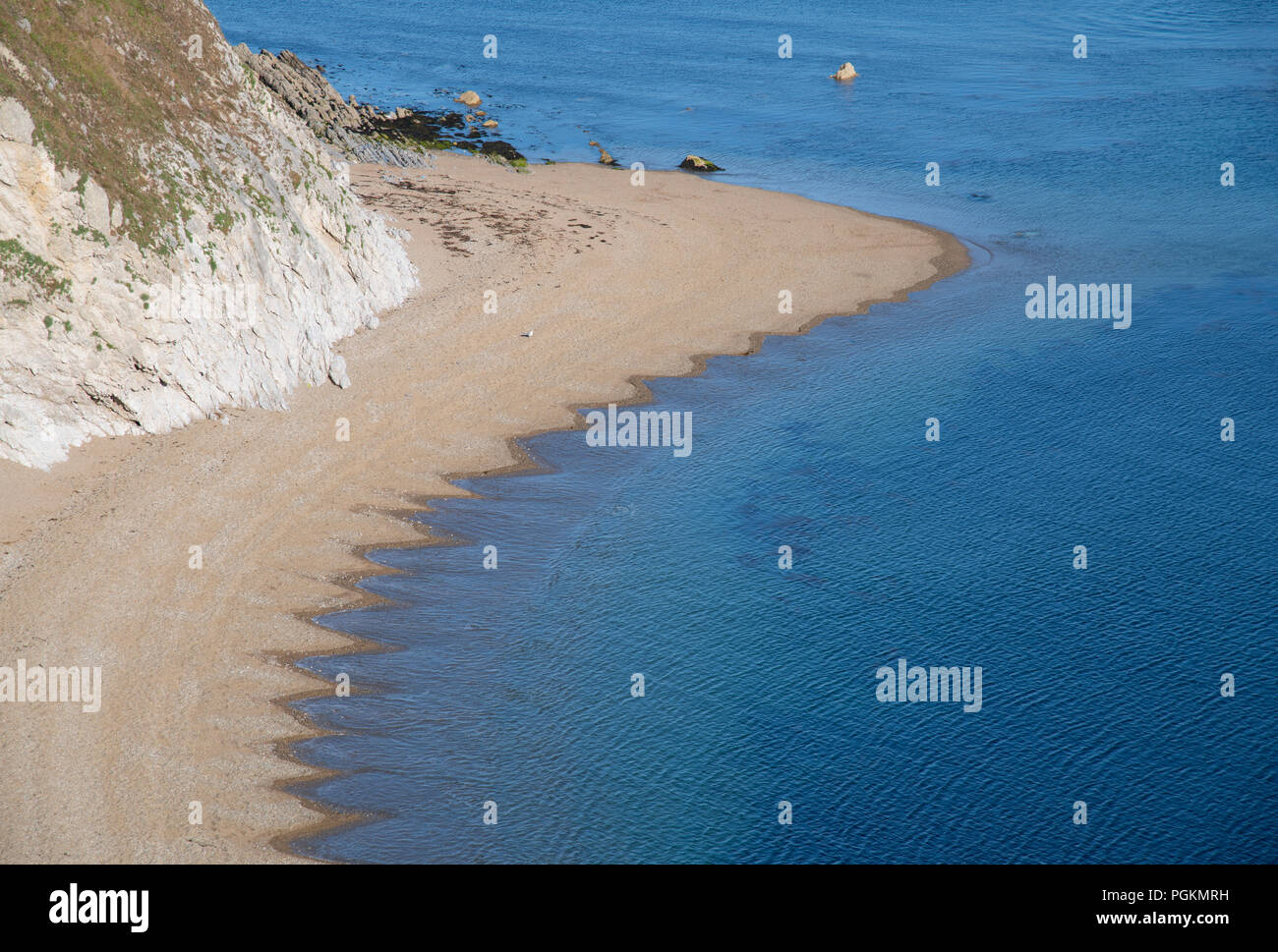 Une vue aérienne de Man O' War Bay sur la côte jurassique, Dorset, UK Banque D'Images