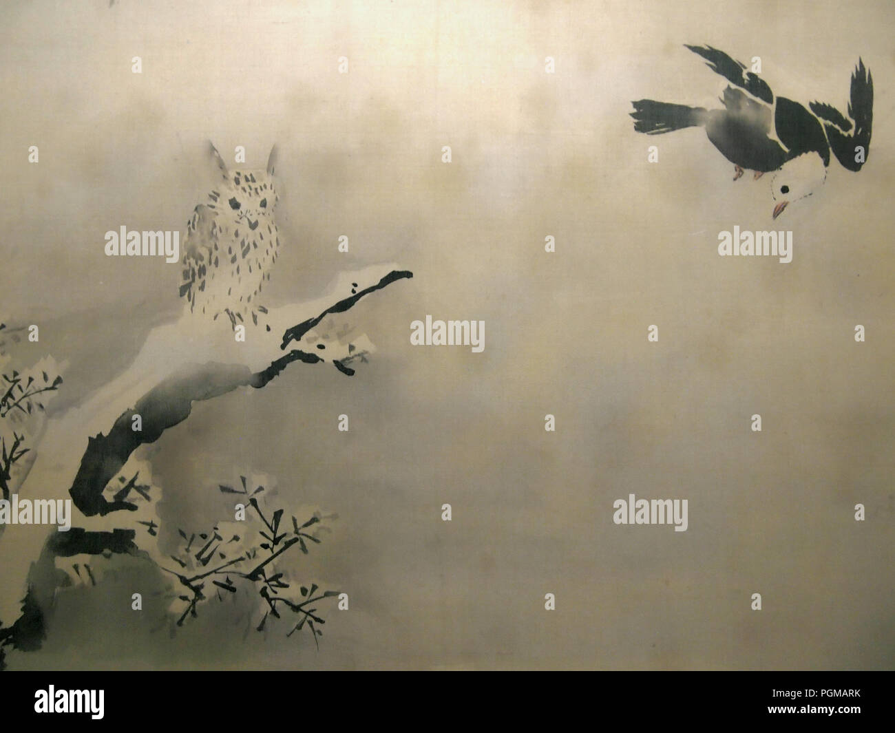 'Exécution de vol des oiseaux et des bêtes. Kano Tan'yu (période Edo 1602-74). Sur la soie couleur Banque D'Images