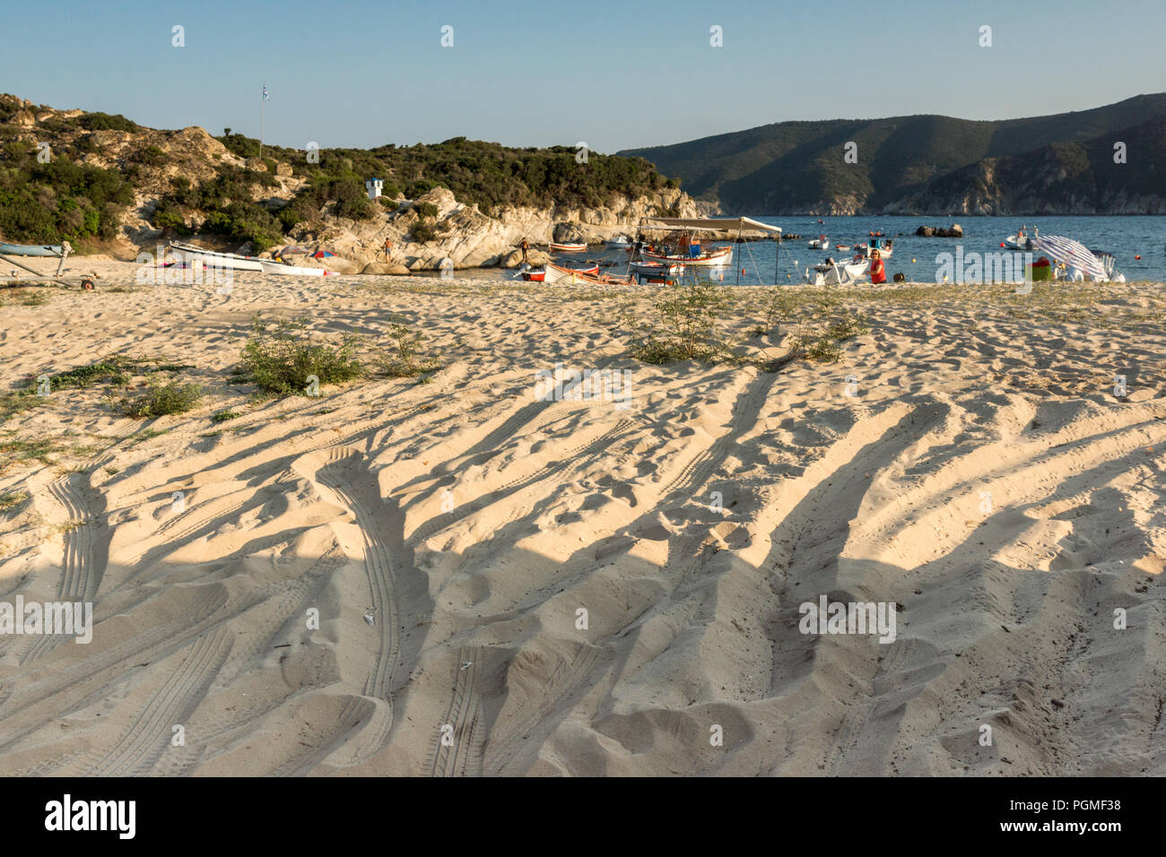 La Chalcidique, Macédoine Centrale, Grèce - 25 août 2014 : Seascape de Kalamitsi beach à péninsule Sithonia, Halkidiki, Macédoine Centrale, Grèce Banque D'Images
