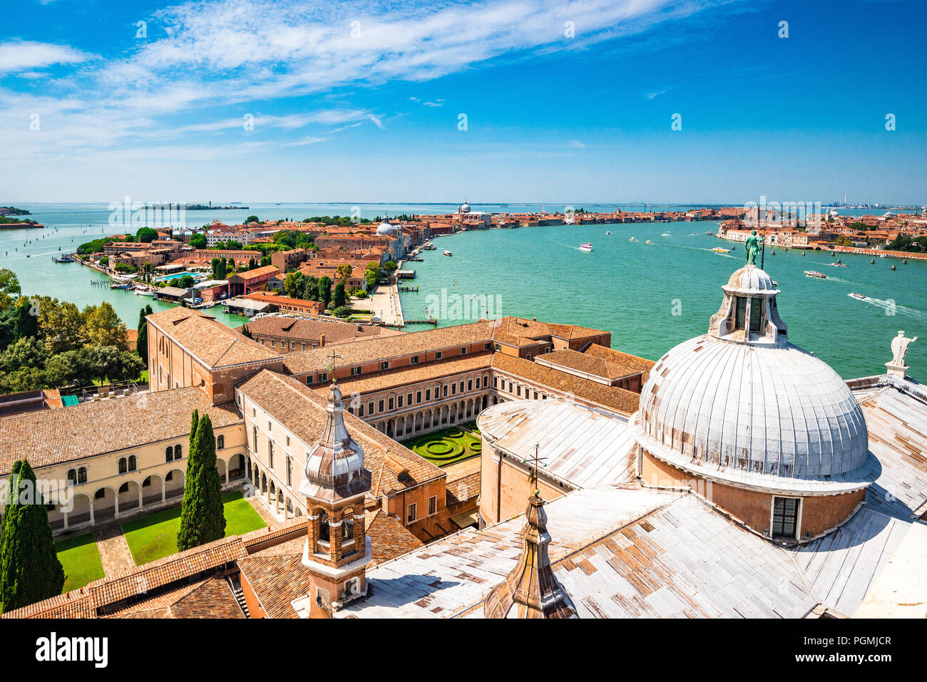 Vue panoramique depuis le clocher de San Giorgio (Campanile San Giorgio Maggiore) – île San Giorgio Maggiore Venise, Vénétie, Italie Banque D'Images