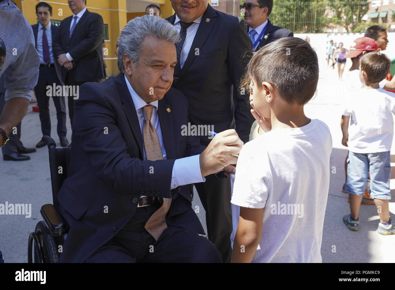 Le président de la République de l'Equateur Lenin Moreno et sa femme Rocio Gonzalez visitez la Republica de Venezuela École de Madrid. Comprend : Lenin Moreno Où : Madrid, Espagne Quand : 27 Juillet 2018 Crédit : Oscar Gonzalez/WENN.com Banque D'Images