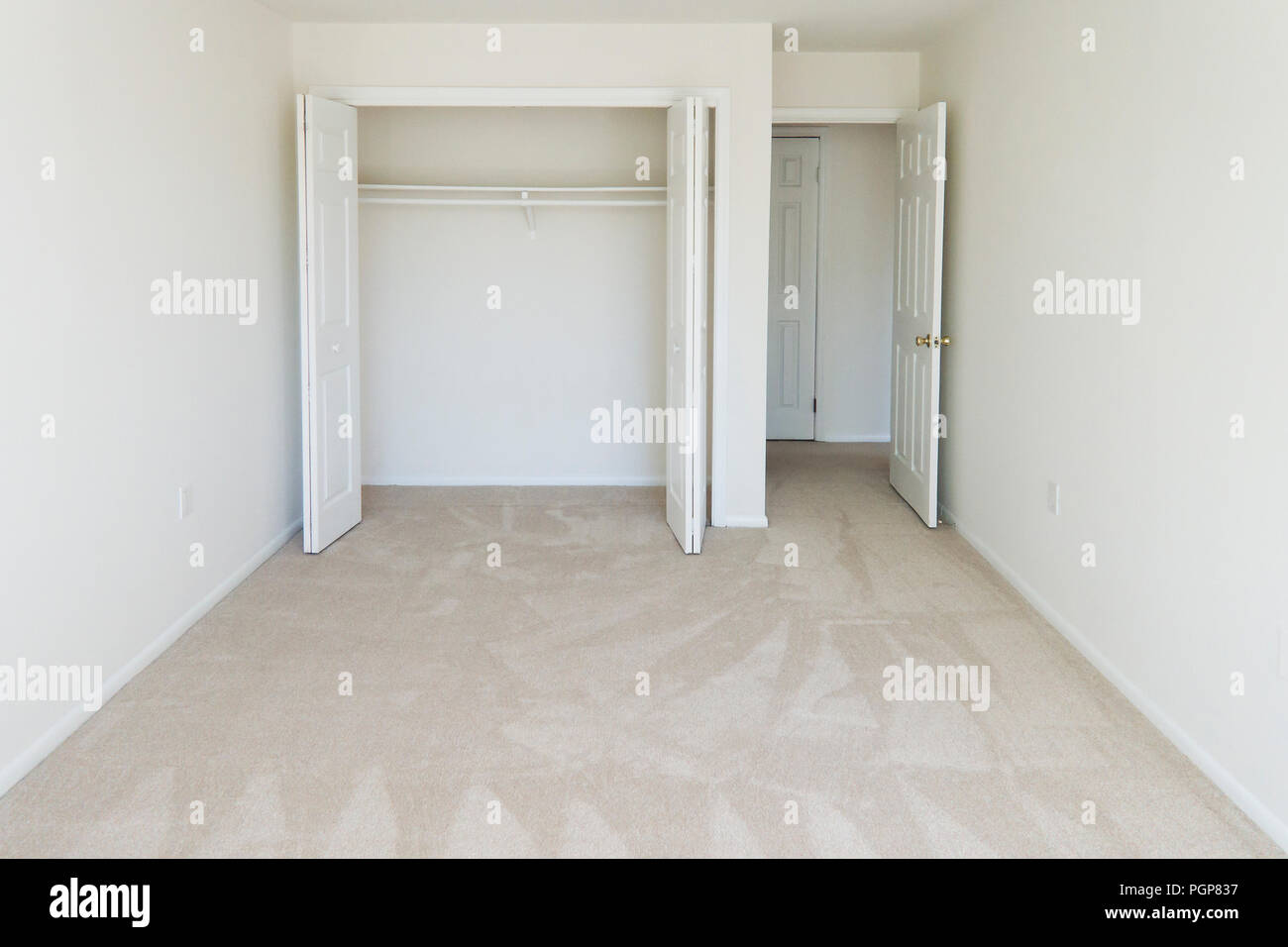 Petit coin vide chambre à coucher dans un logement en copropriété - USA Banque D'Images