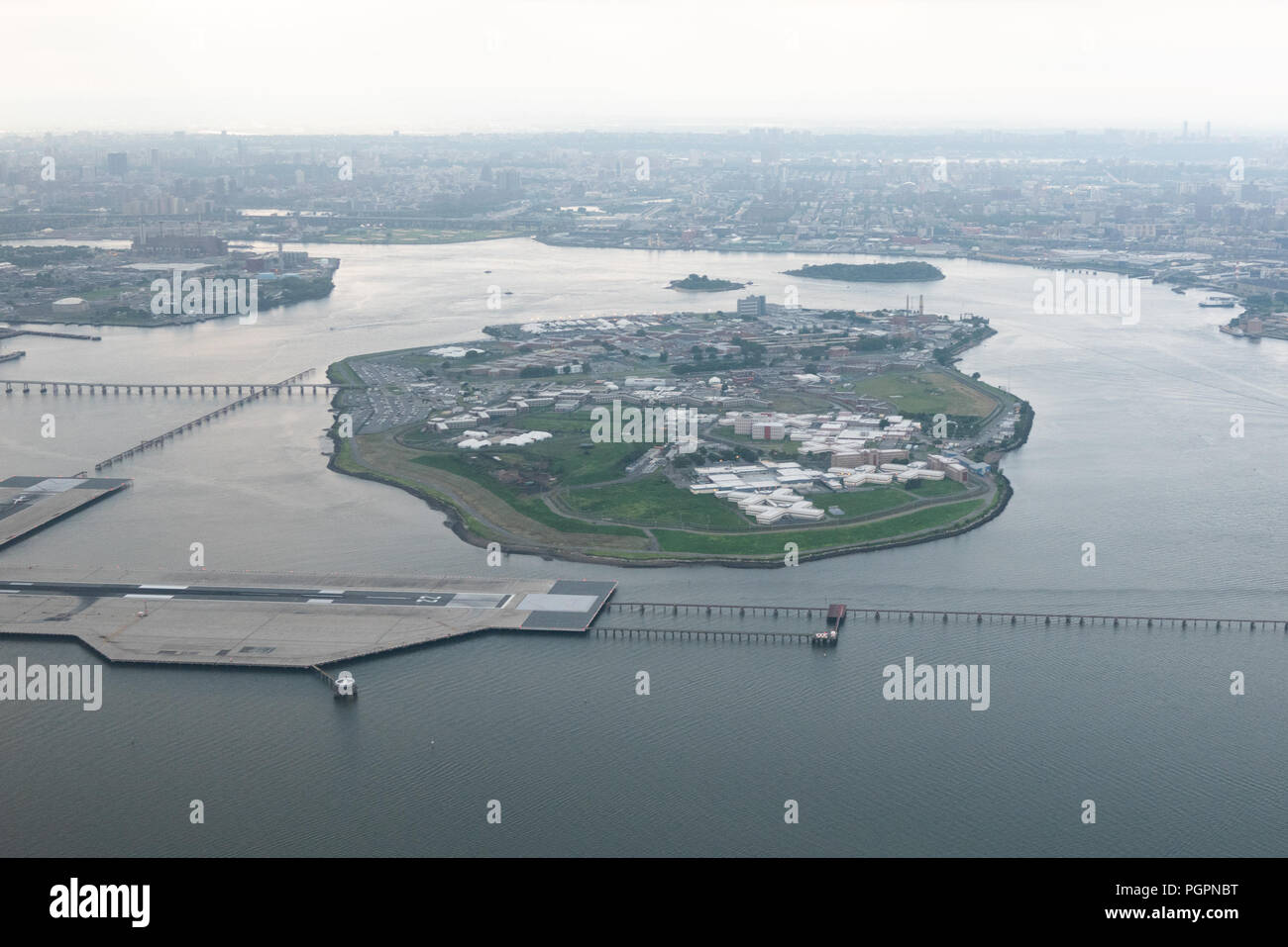 New York, NY, USA. Août 26, 2018. L'aéroport LaGuardia et complexe Prison Rikers Island le 26 août 2018 à New York. Credit : Bryan Smith/ZUMA/Alamy Fil Live News Banque D'Images