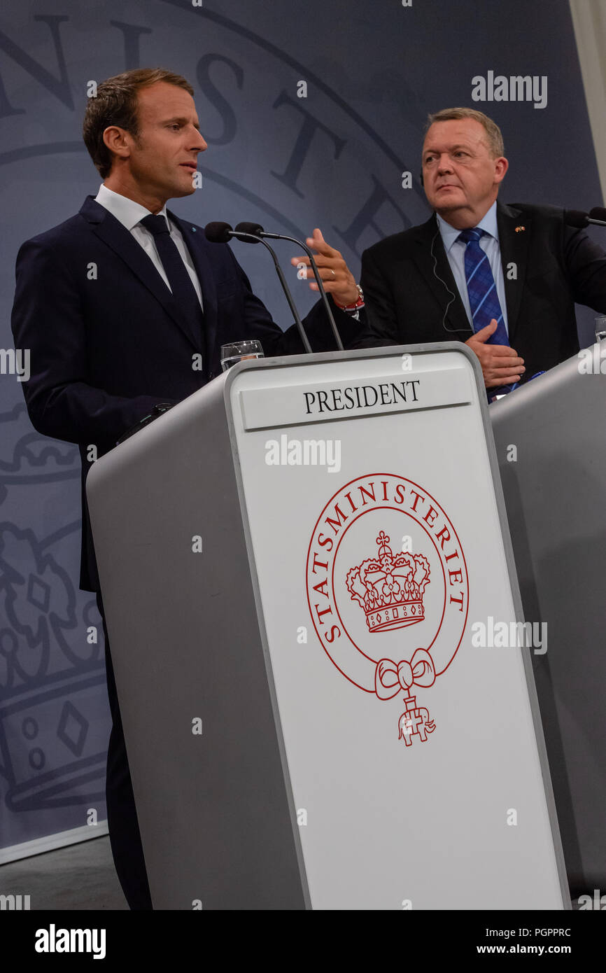 Copenhague, Danemark - Mardi 28 mai 2018, le président français, Emannuel Macron est photographié au cours d'une visite d'État au Danemark, où il a rencontré le Premier ministre danois, Lars Løkke Rasmussen à l'édifice du parlement du pays, Christiansborg, à Copenhague. © Matthew James Harrison / Alamy News Banque D'Images