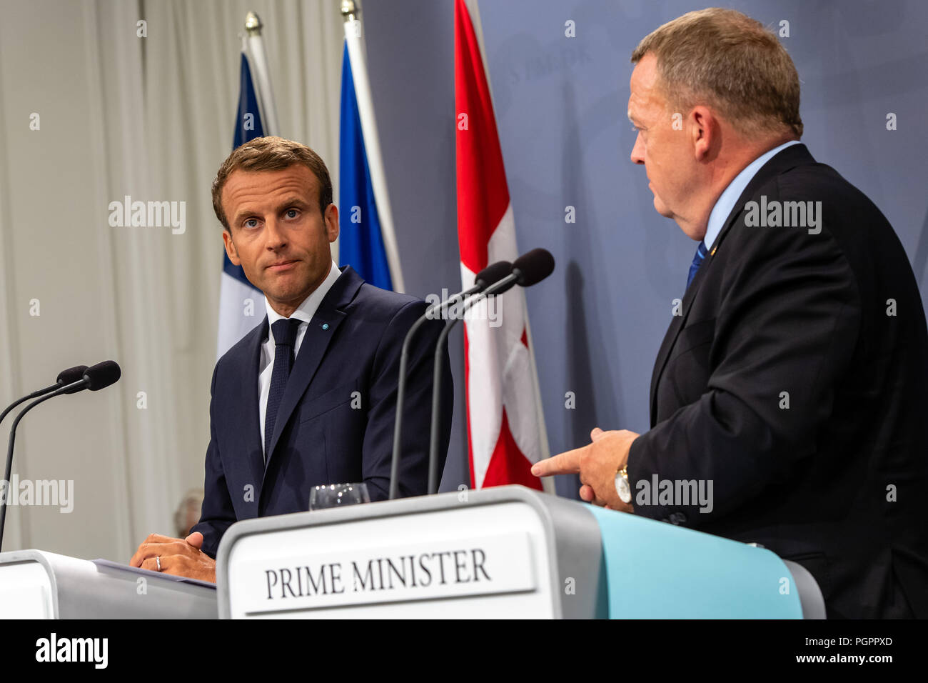 Copenhague, Danemark - Mardi 28 mai 2018, le président français, Emannuel Macron est photographié au cours d'une visite d'État au Danemark, où il a rencontré le Premier ministre danois, Lars Løkke Rasmussen à l'édifice du parlement du pays, Christiansborg, à Copenhague. © Matthew James Harrison / Alamy News Banque D'Images