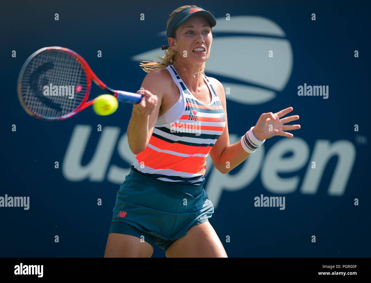 New York, USA. 28 août 2018. 28 août 2018 - Danielle Collins de l'United  States en action pendant le premier tour de l'US Open 2018 Tournoi de  tennis du Grand Chelem. New