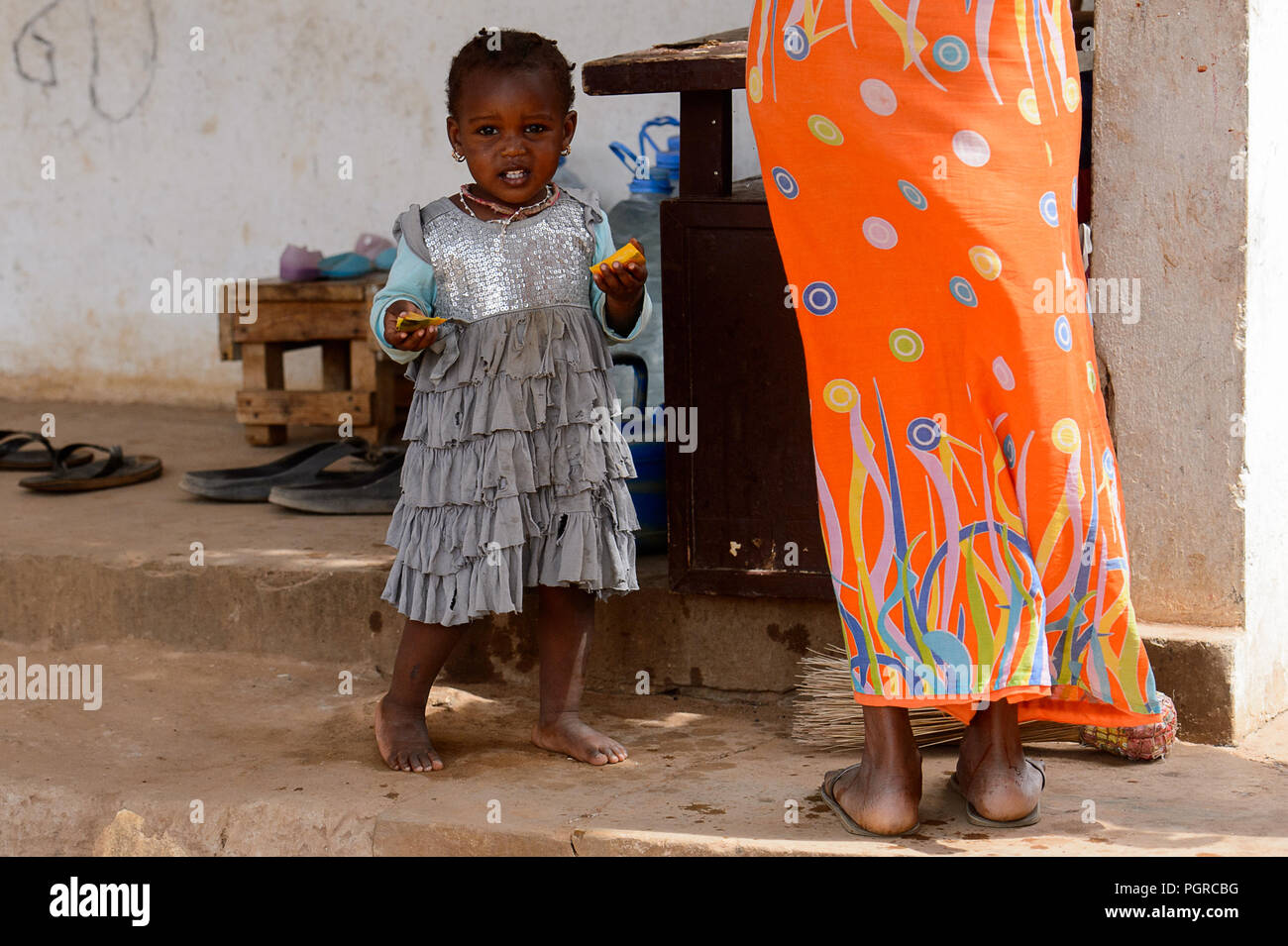 Portrait young girl dakar senegal Banque de photographies et d’images à