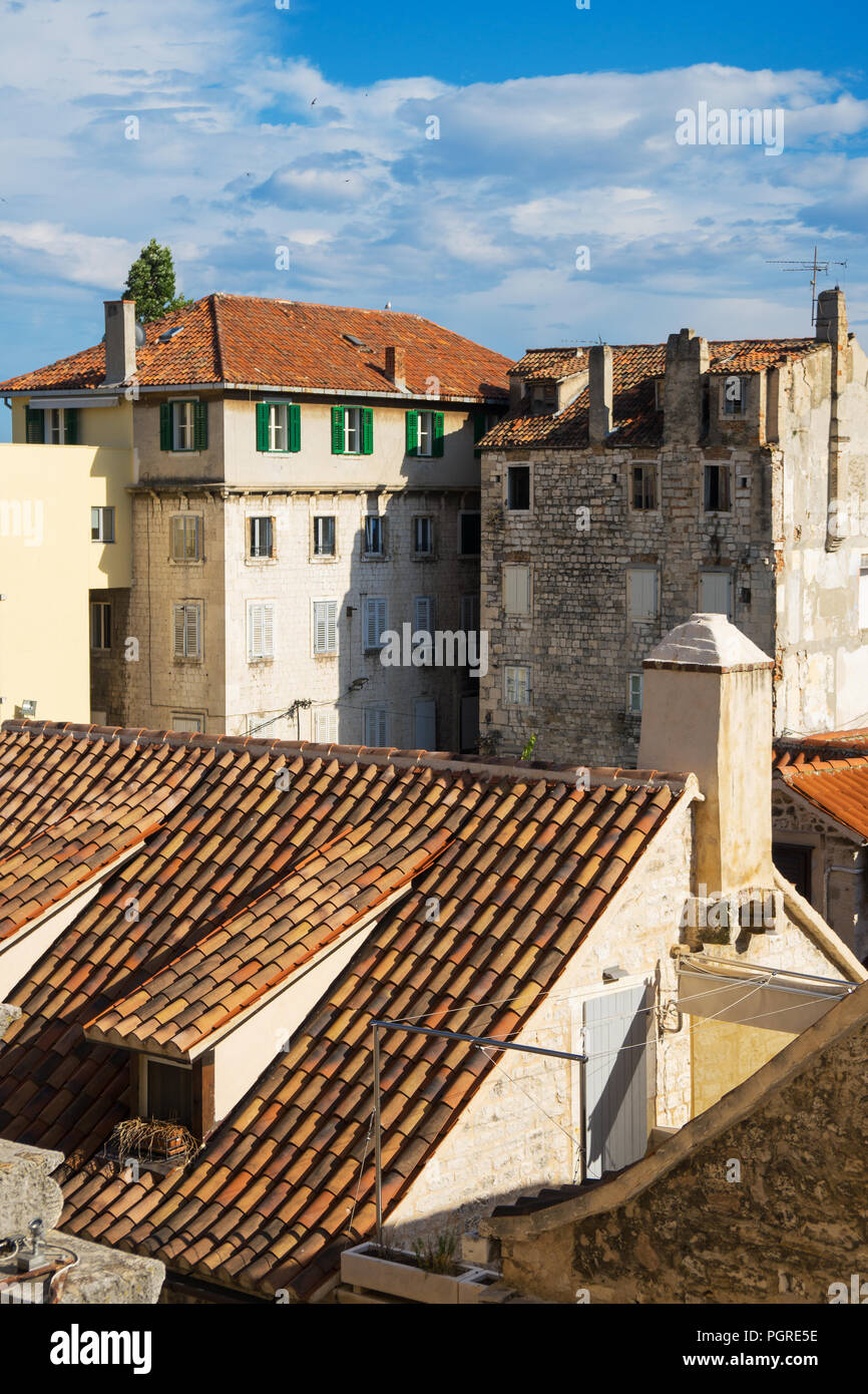 Des toits de la vieille ville de Split. Banque D'Images