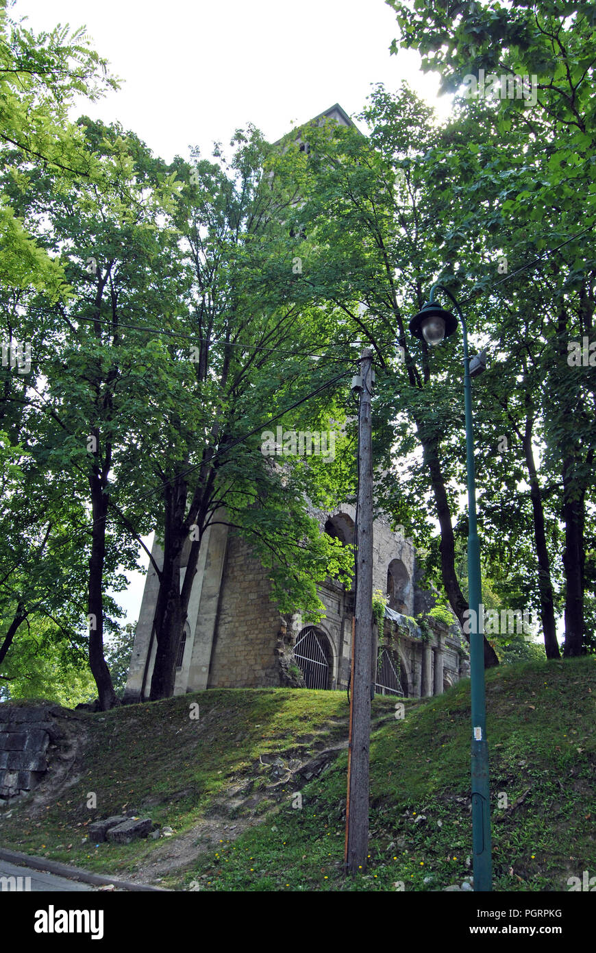 Bihac, Bosnie-Herzégovine. Les ruines de l'église St.Francis Banque D'Images