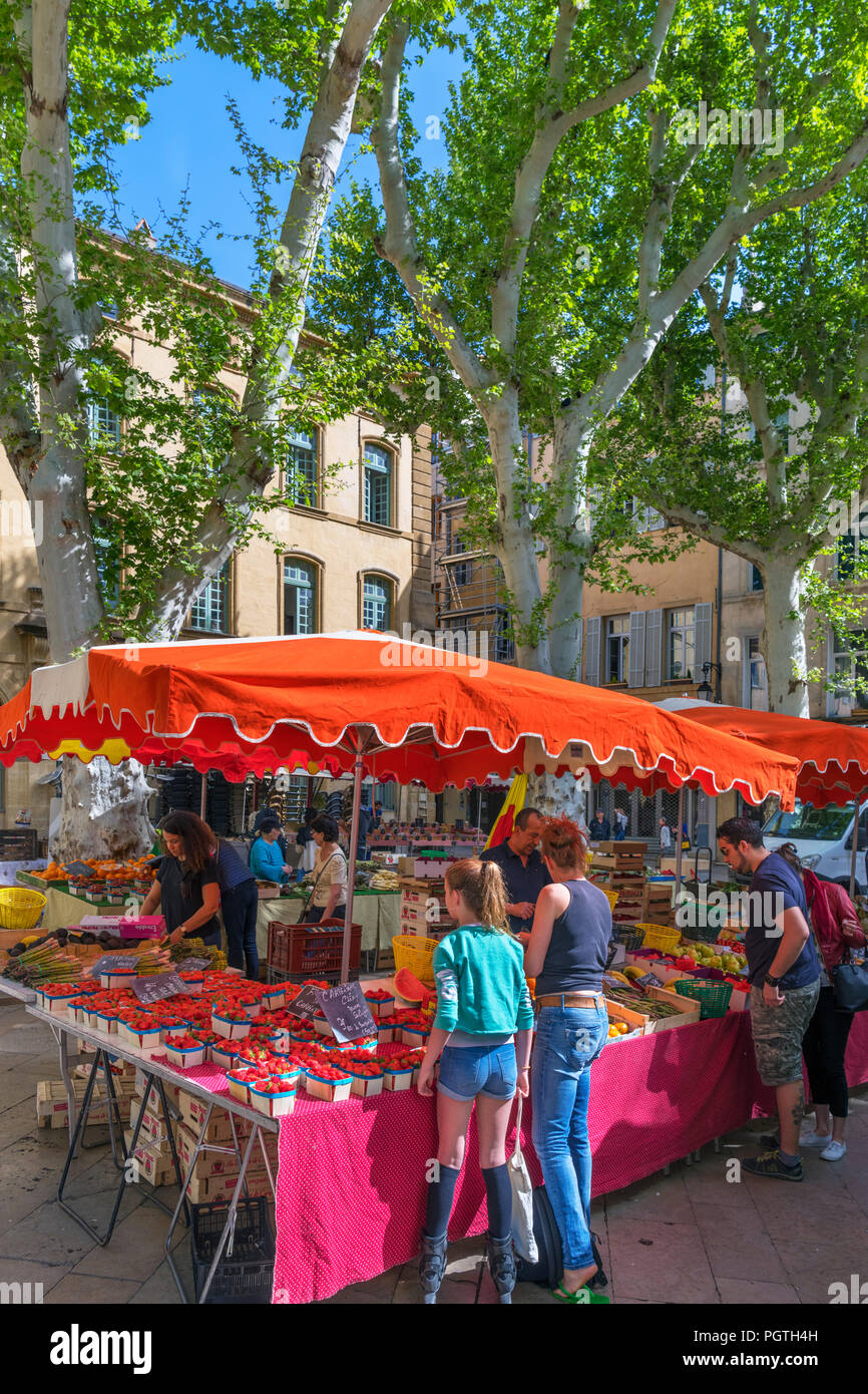 En Place de marché Richelme, Aix-en-Provence, Provence, France Banque D'Images