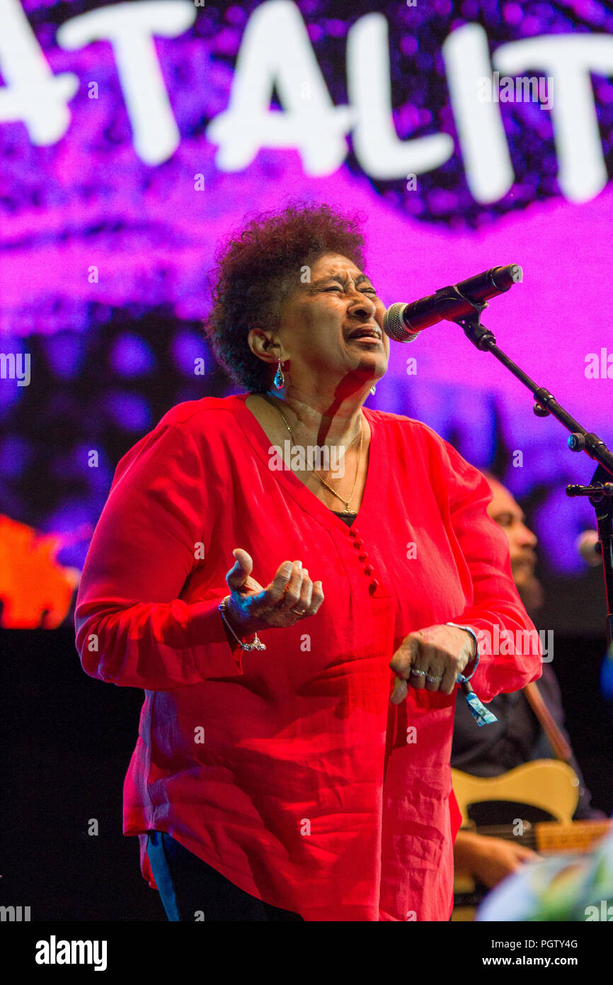 Bratislava, Slovaquie. 24 août, 2018. Doreen Shaffer joue avec les Skatalites au Festival de musique de soulèvement. Banque D'Images