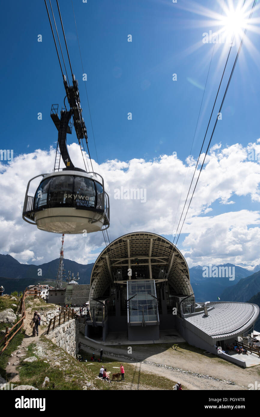 Téléphérique de Skyway Monte Bianco, Val d'aoste, Italie Banque D'Images