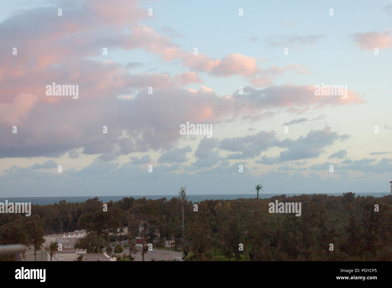 Vue de dessus du grand phare à Alexandrie, se tenait sur l'île de Pharos, Mer Méditerranée, et Al-Montaza, Alexandria, Egypt 2013 Banque D'Images