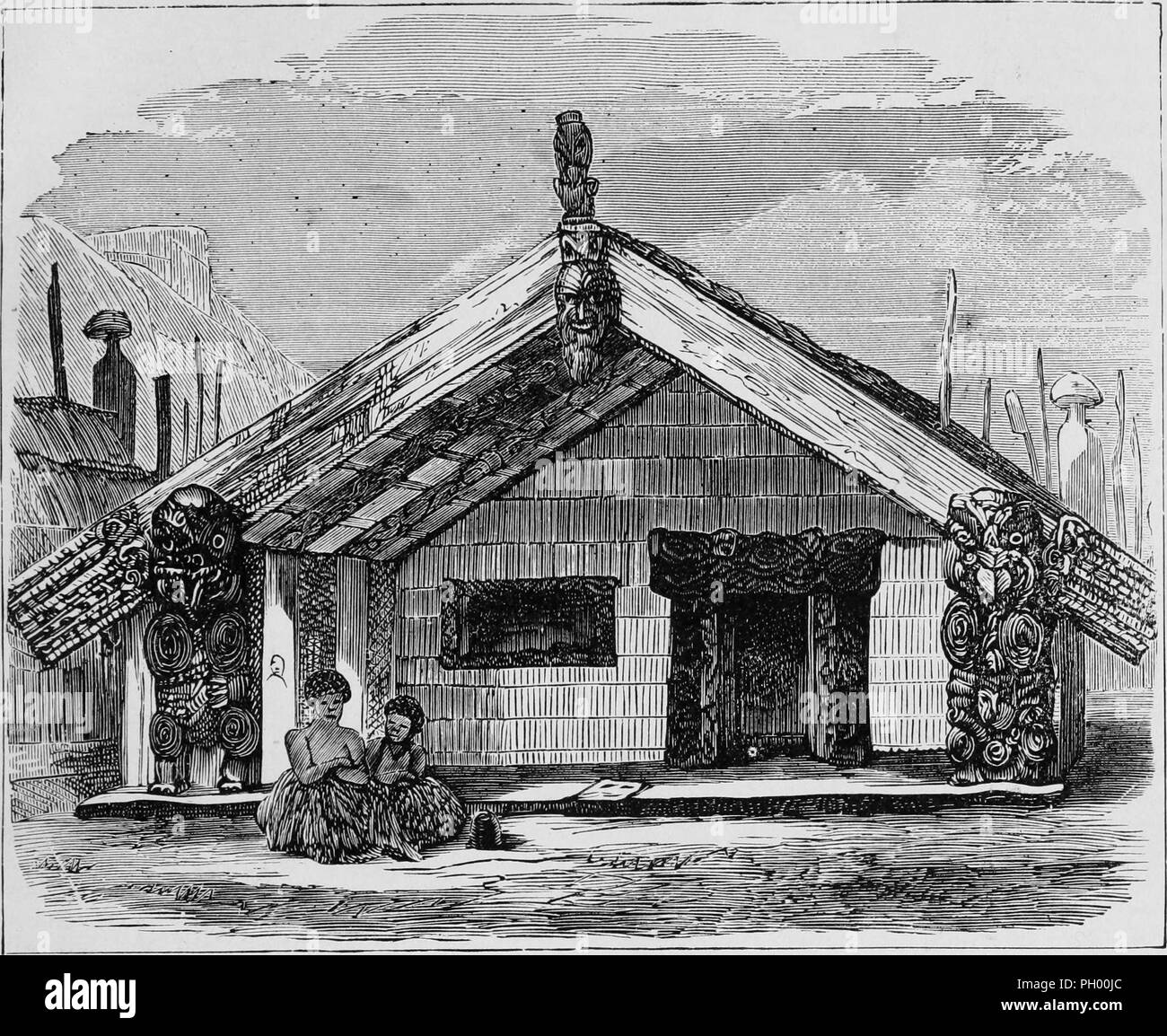 Le noir et blanc vintage print, représentant du chef Maori Rangihaeata whare whakairo sculpté (maison de réunion) connu sous le nom de 'Kai tangata, ' avec poteaux sculptés, linteaux, et des pignons, et deux personnages portant des jupes lin assis au bord de la véranda, et avec l'Autorité palestinienne (fortifié) clôture visible à l'arrière-plan, situé en Nouvelle Zélande, publié dans le volume de bois John George 'Les Barbares de courses hommes dans tous les pays du monde, d'être un compte rendu exhaustif de leurs habitudes et de leurs coutumes, et de leur développement physique, social, mental, moral et religieux des', 1877. Avec la permission de passage de l'Internet Banque D'Images