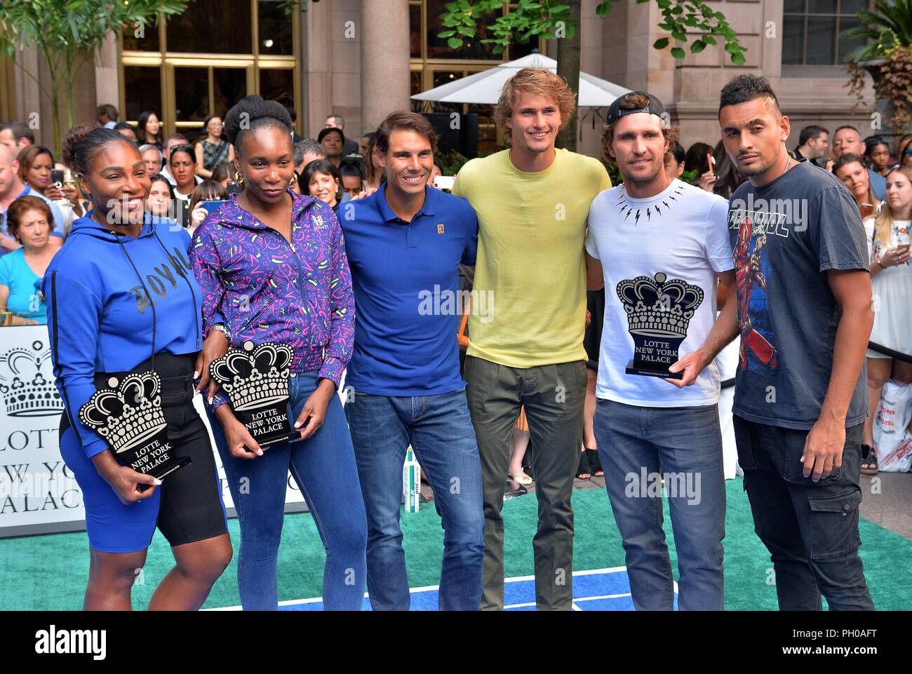 New York, NY, USA. Août 23, 2018. Serena Williams, Venus Williams, Rafael Nadal, Alexander Zverev, Mischa Zverev, Nick Kyrgios présents pour 4e Palace Invitational, Lotte New York Palace, New York, NY, le 23 août 2018. Credit : Kristin Callahan/Everett Collection/Alamy Live News Banque D'Images