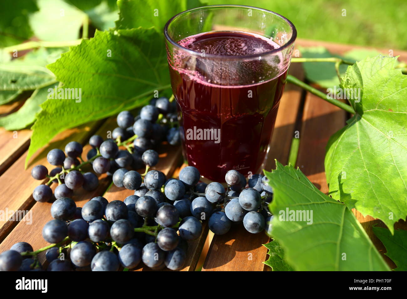 Nourriture et boisson : jus de raisin rouge Banque D'Images