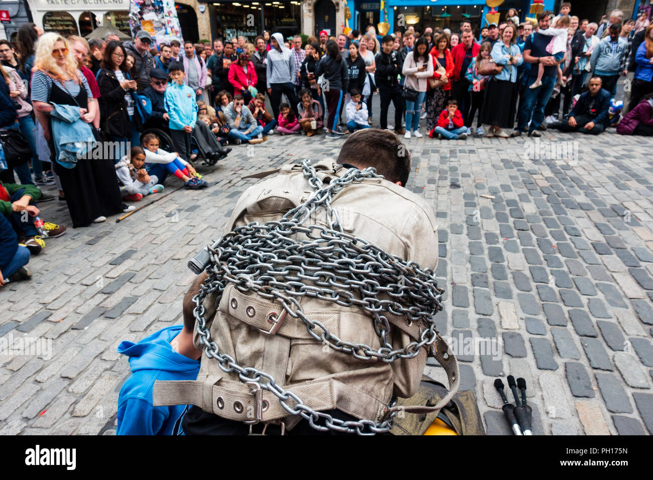 La scène de l'évasion sur le Royal Mile à Édimbourg lors de la Fringe Festival 2018 , Ecosse, Royaume-Uni Banque D'Images