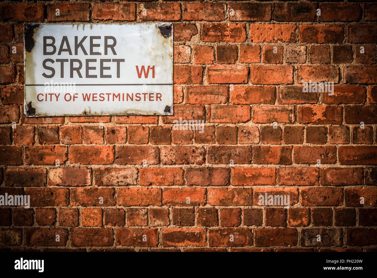 Un signe de Baker Street à Westminster, Londres, Angleterre, Royaume-Uni, sur un mur de brique rouge avec copie Sapce Banque D'Images