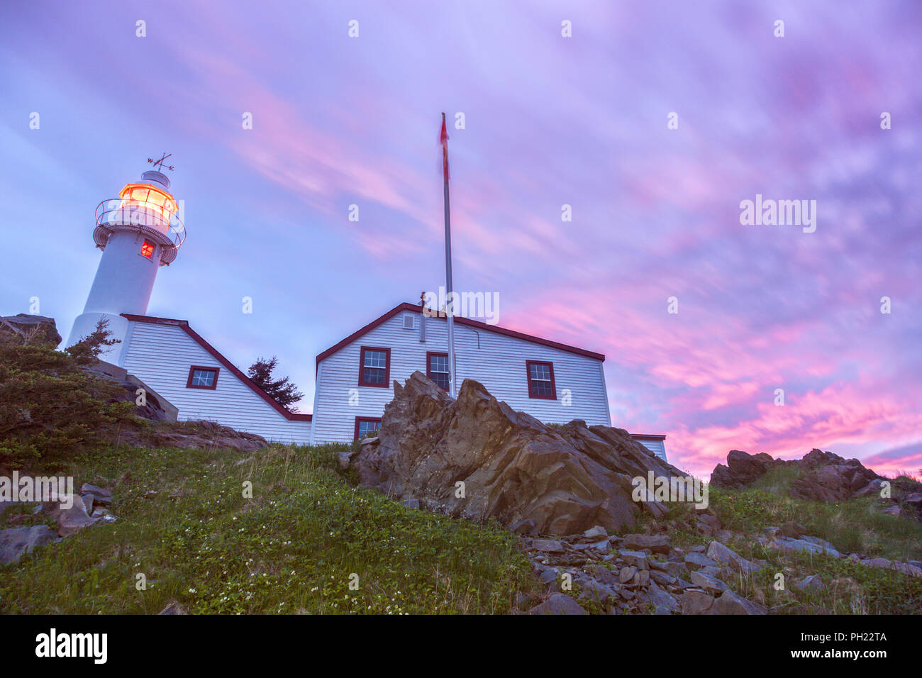 Le phare de Lobster Cove Head. Terre-neuve et Labrador, Canada. Banque D'Images