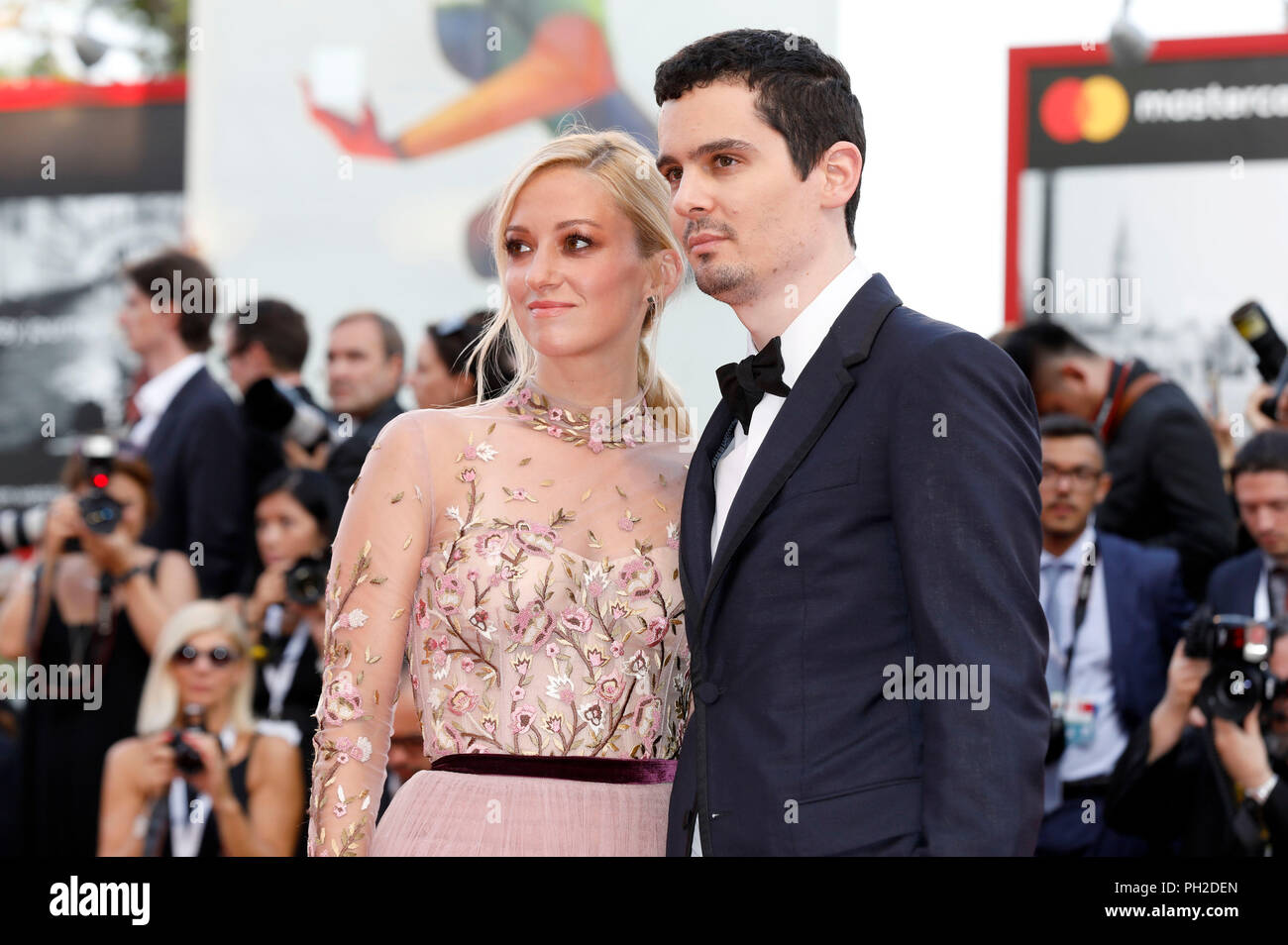 Venise, Italie. 29 août 2018. Olivia Hamilton et Damien Chazelle participant à la première 'homme' en première mondiale au 75e Festival International du Film de Venise au Palazzo del Cinema le 29 août 2018 à Venise, Italie Crédit : Geisler-Fotopress GmbH/Alamy Live News Banque D'Images