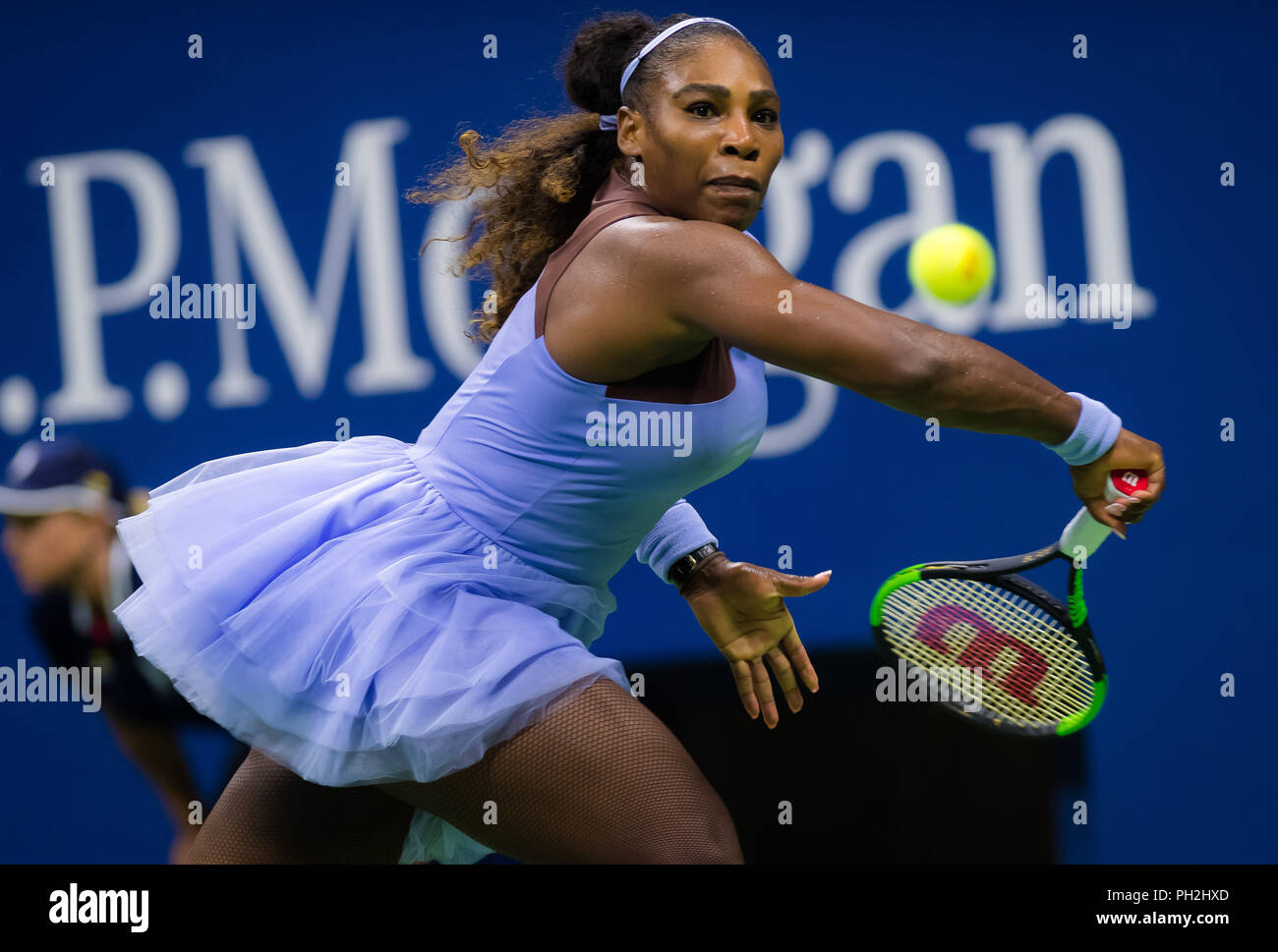 New York, New York, USA. Août 29, 2018. SERENA WILLIAMS, de l'action à l'encontre de Carina Witthoeft d'Allemagne pendant le deuxième tour à l'US Open 2018 Tournoi de tennis du Grand Chelem. New York, USA. Williams a remporté 6:2, 6:2. Credit : AFP7/ZUMA/Alamy Fil Live News Banque D'Images