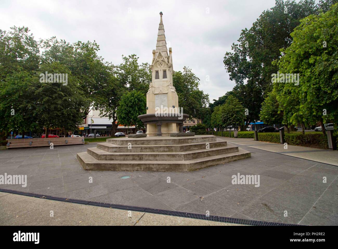 Monument aux morts dans le Square à Palmerston North, Manawatu, Nouvelle-Zélande, le 27 novembre 2017. () Banque D'Images