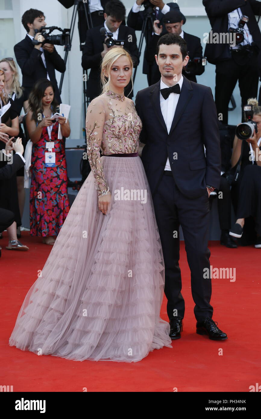 Venise - 29 août : Olivia Hamilton et Damien Chazelle assistera à la cérémonie d'ouverture de 75e Festival du Film de Venise le 29 août 2018 à Venise, Italie. Banque D'Images