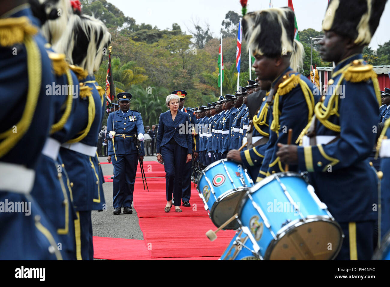 Premier ministre Theresa peut arrive à la State House à Nairobi, pour rencontrer le président du Kenya, Uhuru Kenyatta, le troisième jour de sa visite en Afrique. ASSOCIATION ESS Photo. Photo date : Jeudi 30 août 2018. Voir l'histoire de l'Afrique. LA POLITIQUE PA Crédit photo doit se lire : Stefan Rousseau/PA Wire Banque D'Images